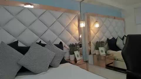 melina_voss online show from March 25, 2026, 5:35 am