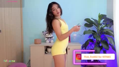 Melissa online show from November 23, 2025, 3:01 pm