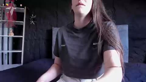 Melissa online show from July 10, 2026, 1:47 pm