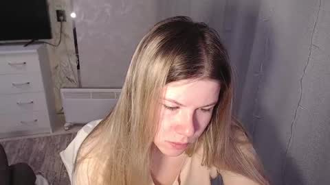 Snapshot of melissa__ray chatting on January 28, 2025, 2:32 am Melissa Ray online show from January 28, 2025, 2:32 am