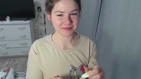 Snapshot of melissa__ray chatting on February 12, 2025, 2:24 am Melissa Ray online show from February 12, 2025, 2:24 am