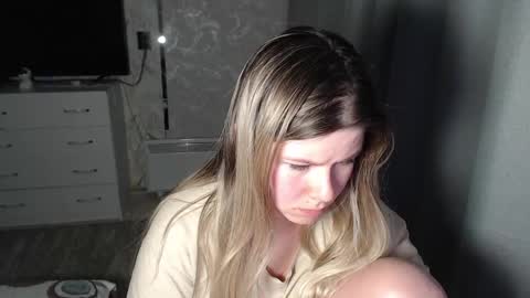 Snapshot of melissa__ray chatting on February 12, 2025, 5:37 pm Melissa Ray online show from February 12, 2025, 5:37 pm