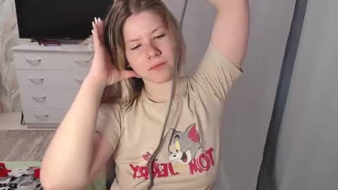 Snapshot of melissa__ray chatting on February 21, 2025, 2:50 am Melissa Ray online show from February 21, 2025, 2:50 am