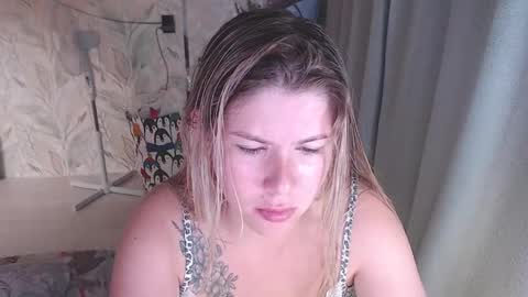 Snapshot of melissa__ray chatting on September 8, 2025, 6:40 pm Melissa Ray online show from September 8, 2025, 6:40 pm