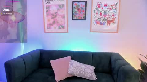 Snapshot of melissa_koster chatting on October 18, 2025, 9:32 am Melissa 3 online show from October 18, 2025, 9:32 am