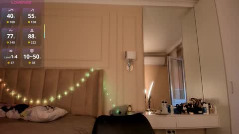 Lisaa online show from November 25, 2025, 4:56 am