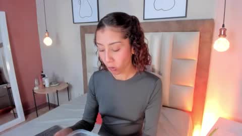 Melissa online show from March 21, 2026, 12:21 pm