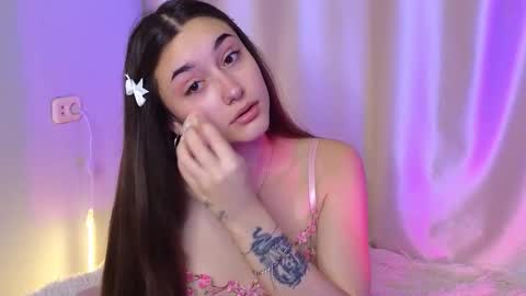 Snapshot of melissapristine chatting on November 27, 2025, 3:19 am Mel online show from November 27, 2025, 3:19 am