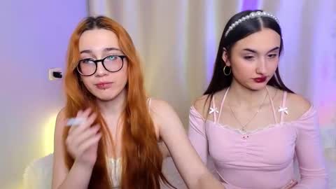 Snapshot of melissapristine chatting on November 28, 2025, 12:41 pm Mel online show from November 28, 2025, 12:41 pm