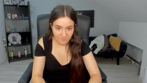 Snapshot of melissawiliam chatting on October 15, 2025, 11:10 am melissawiliam online show from October 15, 2025, 11:10 am