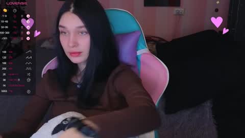Snapshot of mella_freya chatting on January 2, 2025, 9:18 pm Freya IM NONUDE online show from January 2, 2025, 9:18 pm