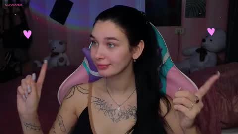 Snapshot of mella_freya chatting on October 28, 2025, 10:23 pm Freya IM NONUDE online show from October 28, 2025, 10:23 pm