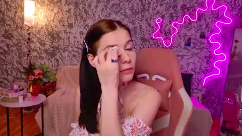 mellhyees online show from March 28, 2026, 5:34 pm