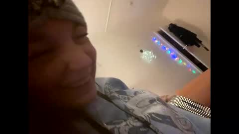 Melli online show from January 1, 2025, 7:21 pm