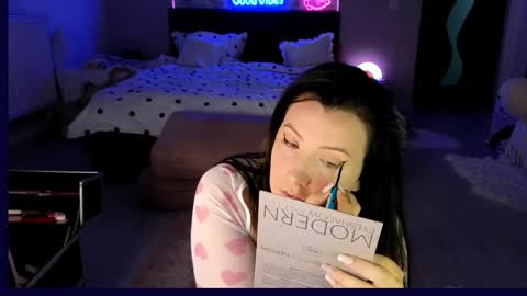 MellisaAngel online show from May 16, 2026, 8:00 am