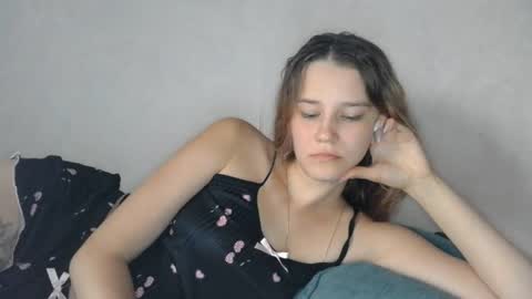 Mellisa online show from June 26, 2026, 3:49 pm