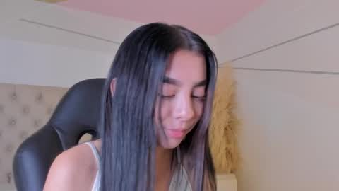 Snapshot of mellove_ chatting on May 22, 2026, 10:04 pm Mel online show from May 22, 2026, 10:04 pm