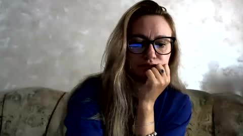 Melly online show from July 29, 2026, 7:06 am