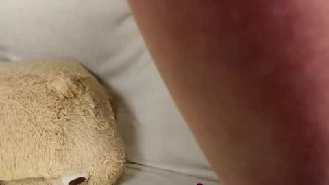 MelMooon online show from March 3, 2026, 9:53 pm