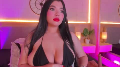 Snapshot of meloddy_rose chatting on December 22, 2025, 3:36 am Melody online show from December 22, 2025, 3:36 am