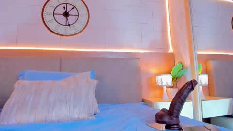 Snapshot of meloddy_rose chatting on March 21, 2026, 8:19 am Melody online show from March 21, 2026, 8:19 am