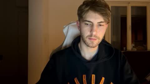 Snapshot of melodicass chatting on February 14, 2025, 3:22 am Melodicass online show from February 14, 2025, 3:22 am