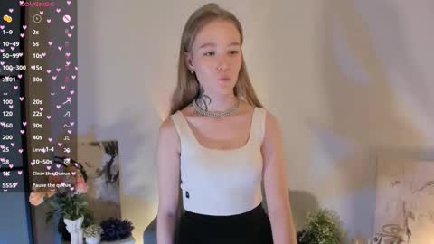 melodievejar online show from December 19, 2025, 5:14 am