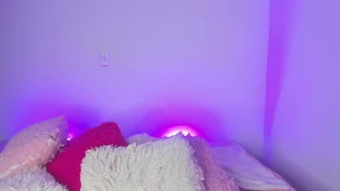    online show from February 19, 2025, 3:49 pm