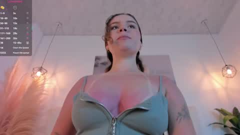 Snapshot of melody_blake16 chatting on April 30, 2026, 11:38 am online show from April 30, 2026, 11:38 am