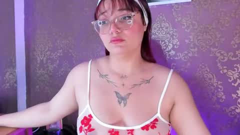 melody_hanks online show from July 28, 2026, 3:57 am