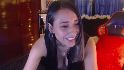 Melody online show from October 10, 2025, 9:03 pm