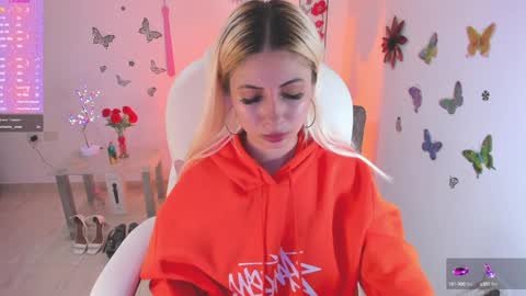 melody_starr online show from January 4, 2025, 8:28 am