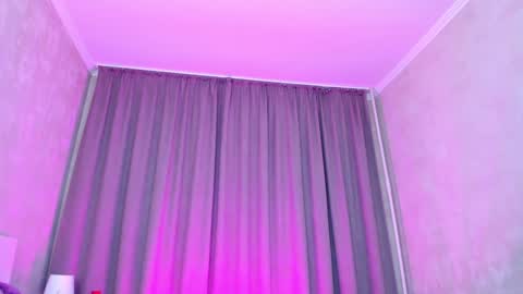 Snapshot of melodyhudson chatting on February 3, 2025, 11:09 am Melody online show from February 3, 2025, 11:09 am