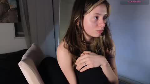 melody  online show from February 23, 2025, 6:01 pm