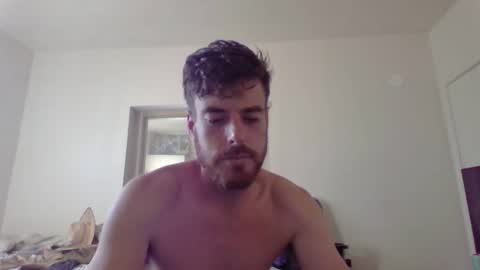 Snapshot of melting4u chatting on April 8, 2026, 12:32 am melting4u online show from April 8, 2026, 12:32 am