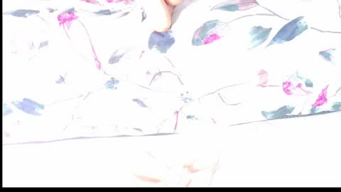 Snapshot of melydoll_ chatting on May 27, 2026, 7:11 pm Maelly online show from May 27, 2026, 7:11 pm