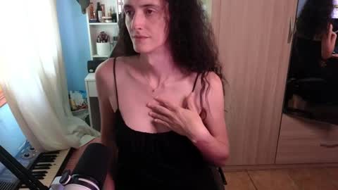 Snapshot of memisecrets chatting on May 23, 2026, 6:12 pm Megumi Aina online show from May 23, 2026, 6:12 pm