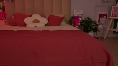 Snapshot of meow_nancy chatting on April 9, 2026, 6:19 am Heeyyooo Im Nans Subscribe to me I will be glad online show from April 9, 2026, 6:19 am