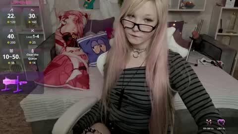 MeowkaKitty online show from April 20, 2026, 1:30 am