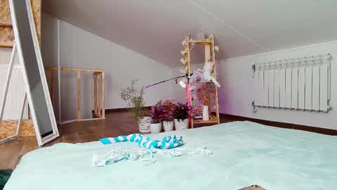 Snapshot of meowroslava chatting on November 19, 2025, 10:04 am meowroslava online show from November 19, 2025, 10:04 am