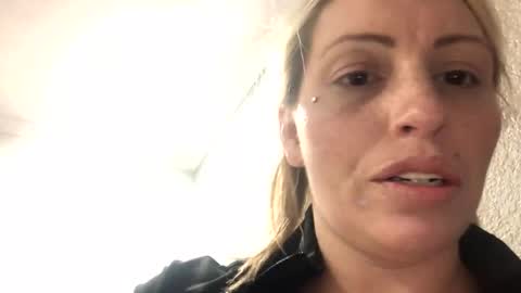 Snapshot of meowzers777 chatting on February 14, 2026, 5:04 am meowzers777 online show from February 14, 2026, 5:04 am