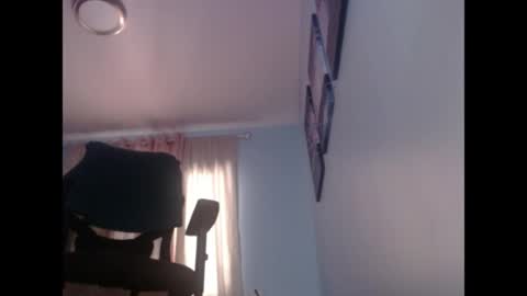 meowzers777 online show from June 7, 2026, 2:21 pm