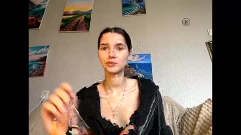 Snapshot of meralynn chatting on March 25, 2026, 2:12 pm LEVA online show from March 25, 2026, 2:12 pm