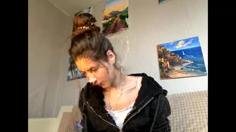 Snapshot of meralynn chatting on March 31, 2026, 10:26 am LEVA online show from March 31, 2026, 10:26 am