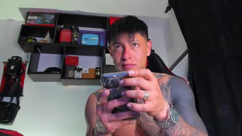 Neith online show from October 1, 2025, 9:59 am