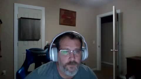 mercer1977 online show from October 5, 2025, 6:01 am