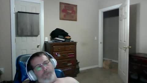Snapshot of mercer1977 chatting on May 4, 2026, 2:24 pm mercer1977 online show from May 4, 2026, 2:24 pm
