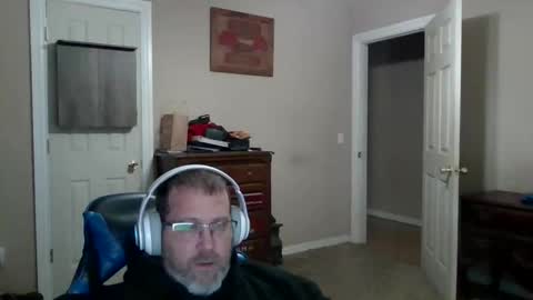 Snapshot of mercer1977 chatting on May 23, 2026, 6:23 pm mercer1977 online show from May 23, 2026, 6:23 pm