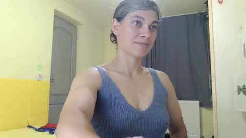Snapshot of merciylove chatting on June 4, 2026, 6:14 pm Miss Helena online show from June 4, 2026, 6:14 pm