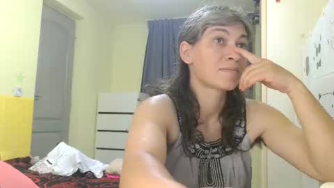 Miss Helena online show from July 9, 2026, 4:33 pm